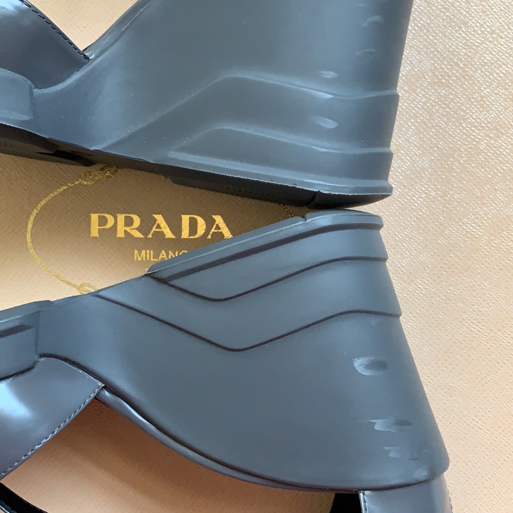 Prada wedge Mary Jane spazzolato leather Sz 39 - Picture 6 of 9